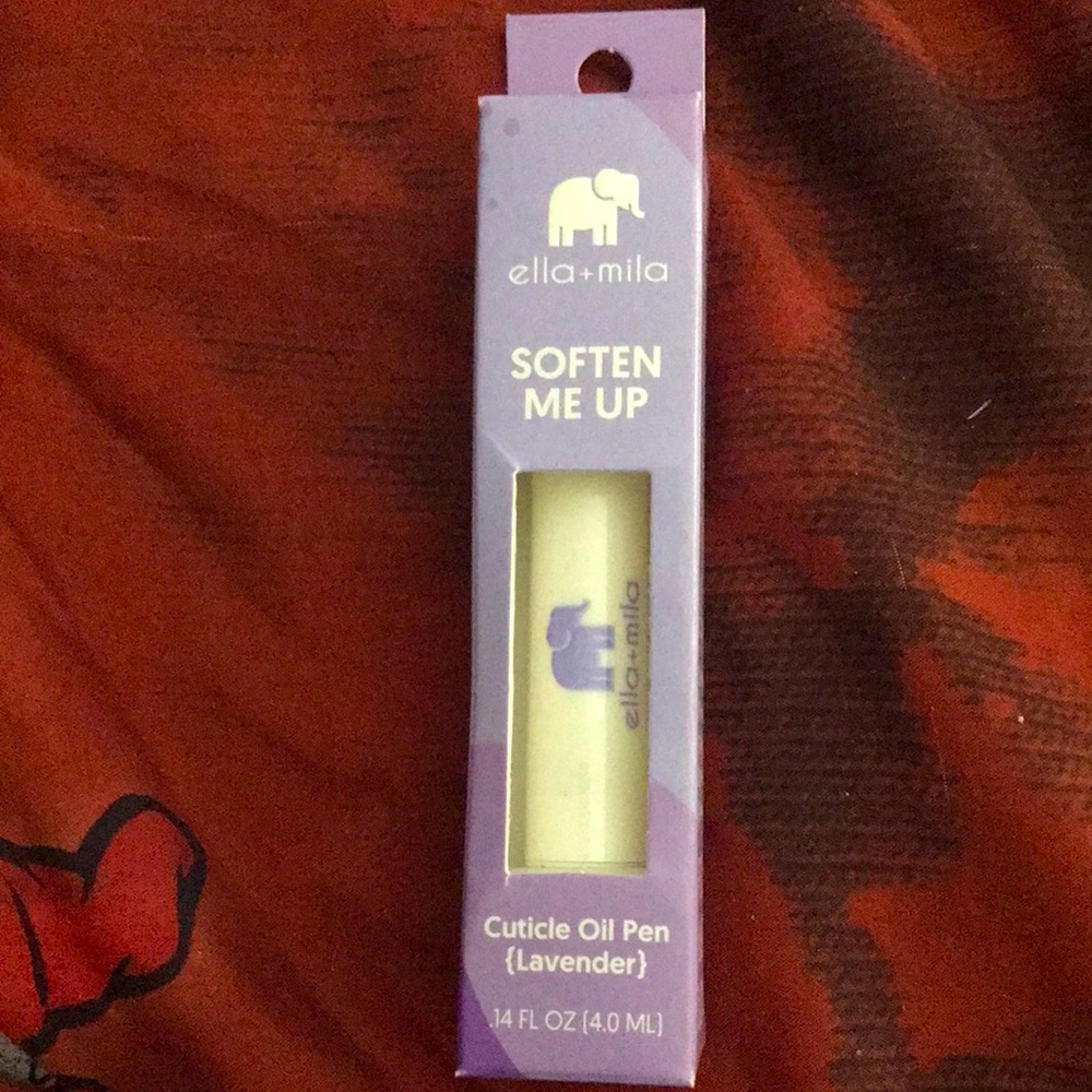 ✨🆕Ella + Mila Soften Me Up Cuticle Lavender Oil Pen!BNIB!✨